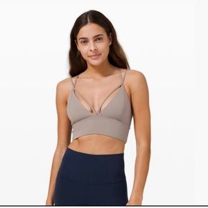 Pushing limits Lululemon sports bra Size 10